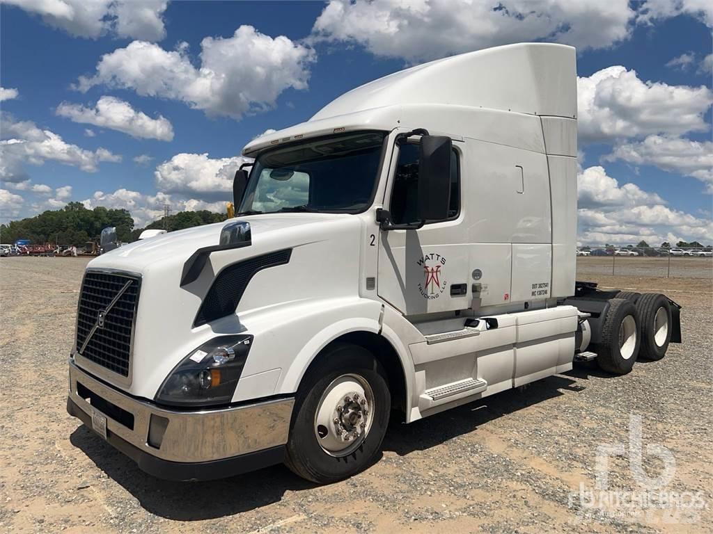 Volvo VNL630 وحدات الجر
