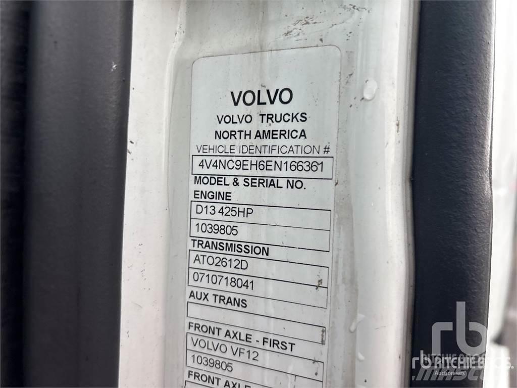 Volvo VNL670 وحدات الجر