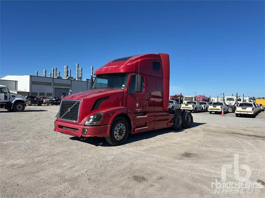 Volvo VNL670 وحدات الجر