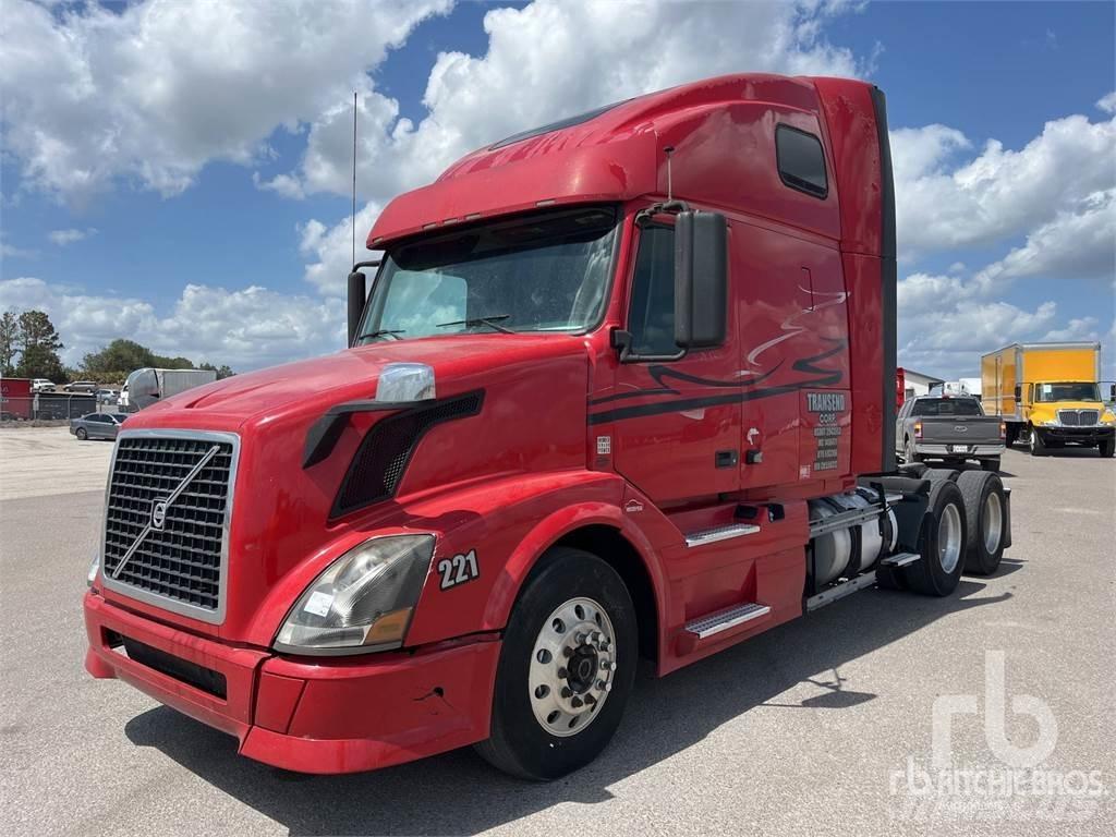 Volvo VNL670 وحدات الجر