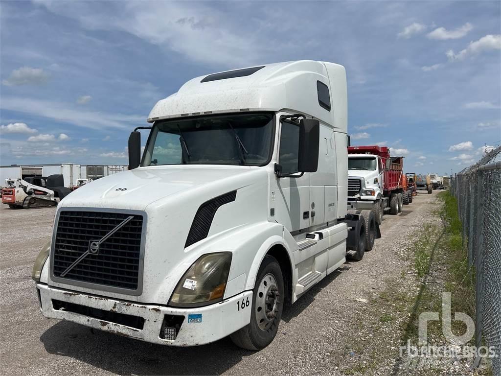 Volvo VNL670 وحدات الجر