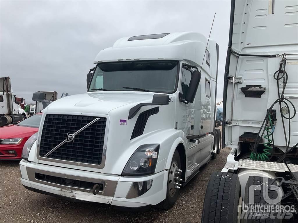 Volvo VNL670 وحدات الجر