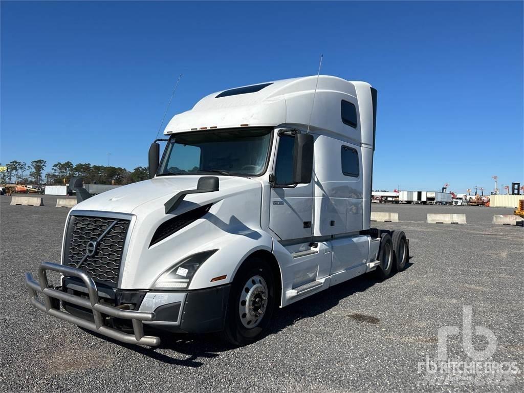 Volvo VNL860 وحدات الجر
