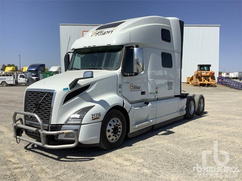 Volvo VNL860 وحدات الجر