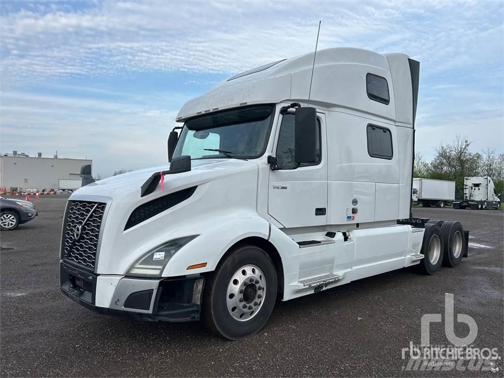 Volvo VNL860 وحدات الجر
