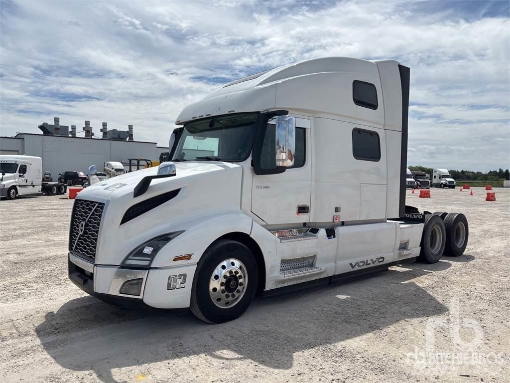 Volvo VNL860 وحدات الجر