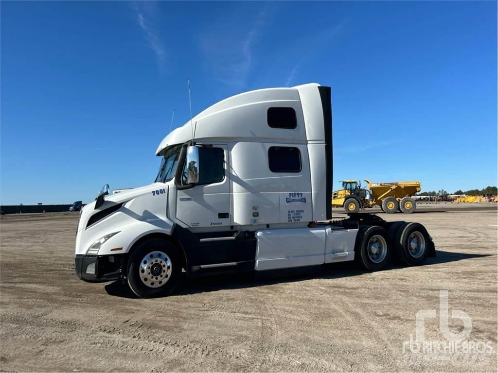 Volvo VNL860 وحدات الجر