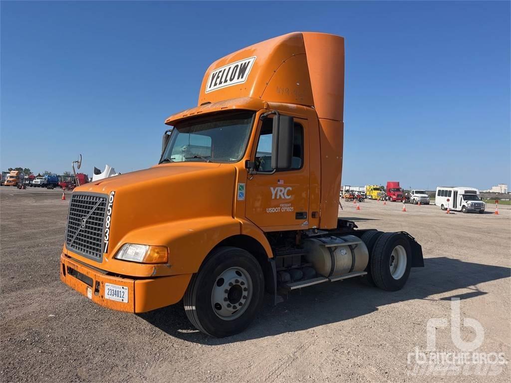 Volvo VNM200 وحدات الجر