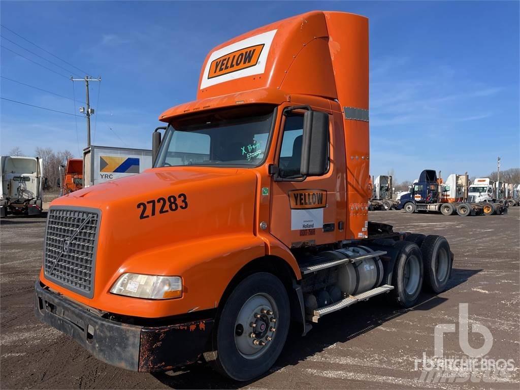 Volvo VNM200 وحدات الجر