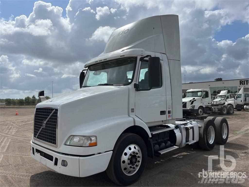 Volvo VNM200 وحدات الجر