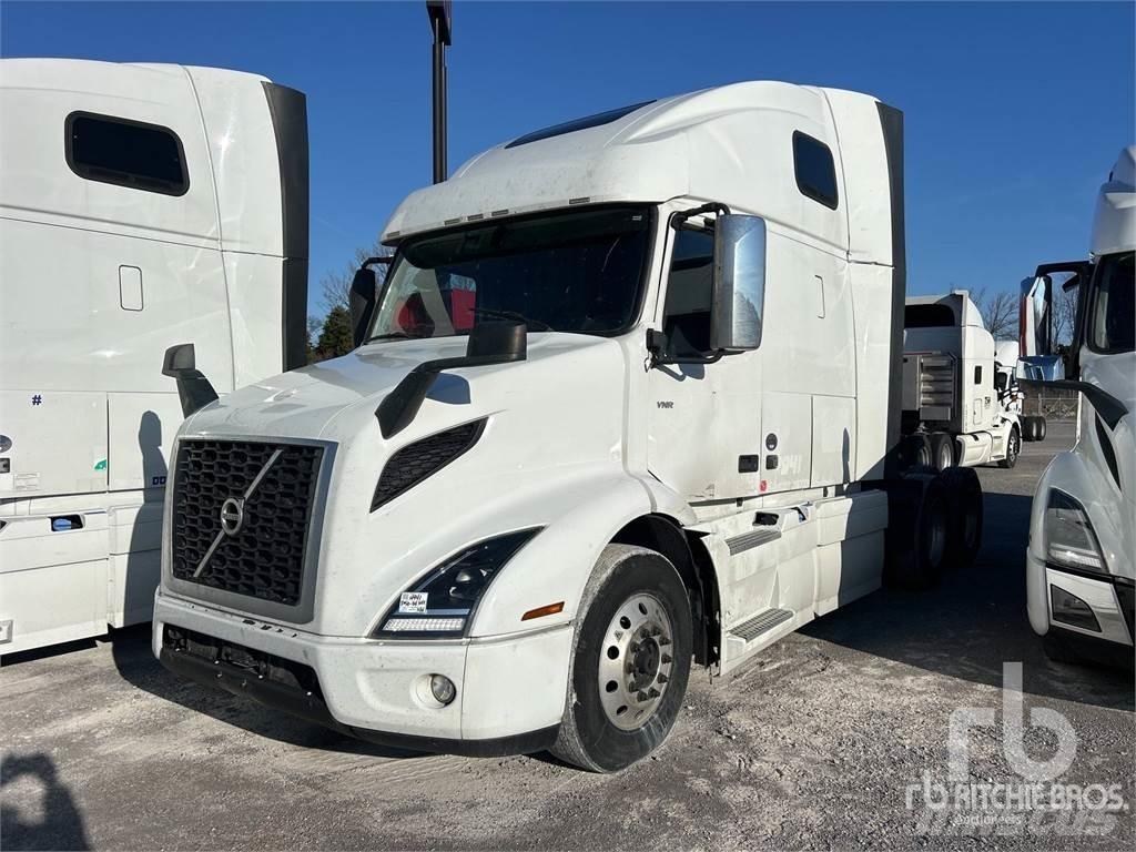 Volvo VNR وحدات الجر