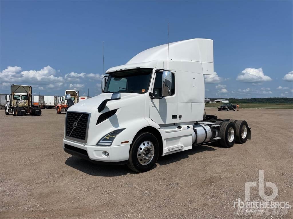 Volvo VNR وحدات الجر