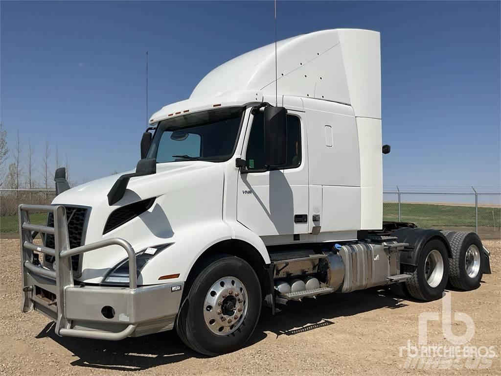 Volvo VNR64T400 وحدات الجر