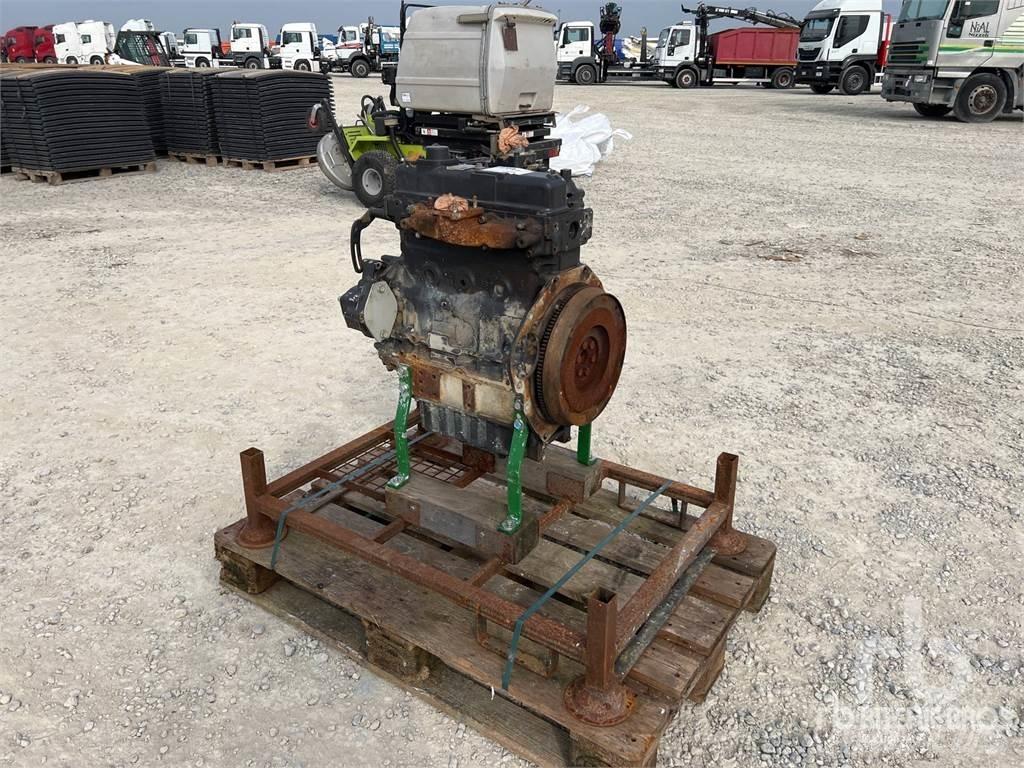 Yanmar 4TNV88 محركات