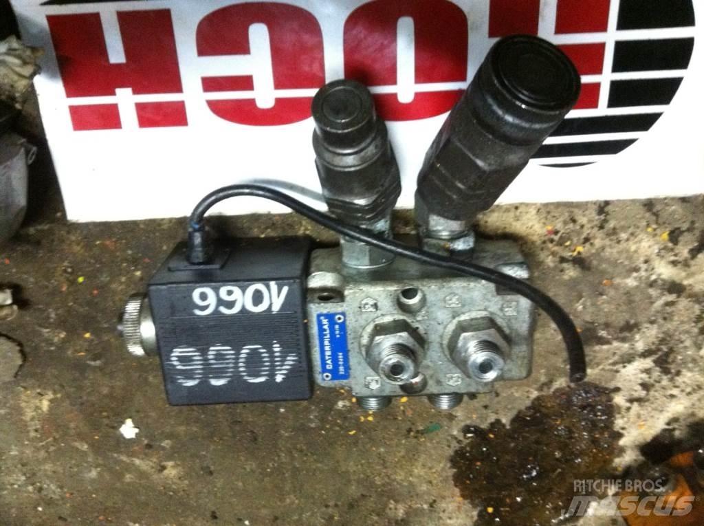 CAT 226- 6494 - 1 SEKCYJNY هيدروليات
