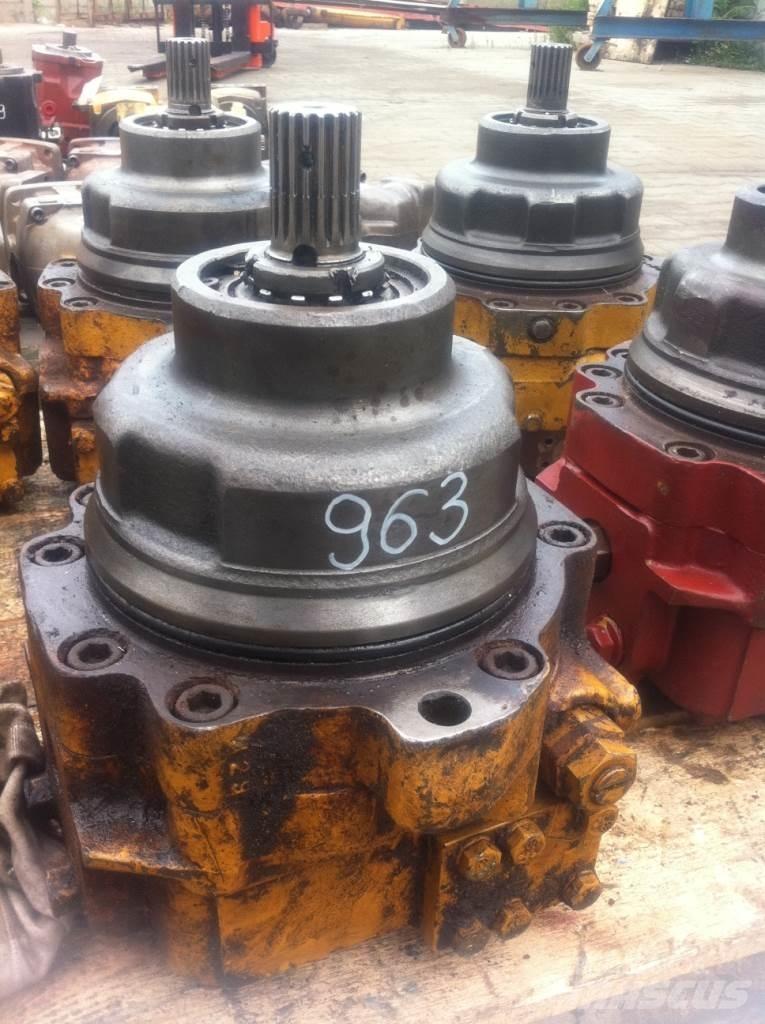 Komatsu EC536448 706-75-74114 محركات