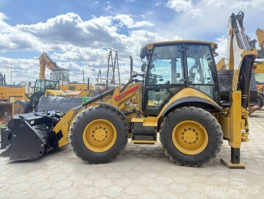 CAT 444F لوادر ذات جرافات عكسية