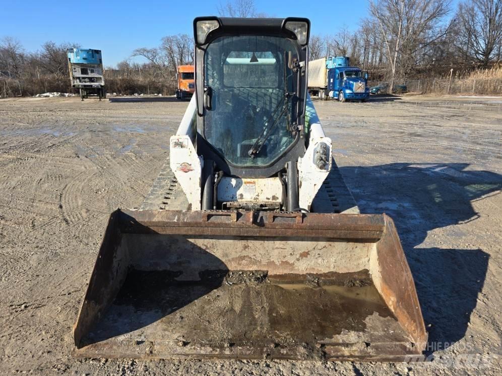 Bobcat T590 لوادر انزلاقية التوجيه