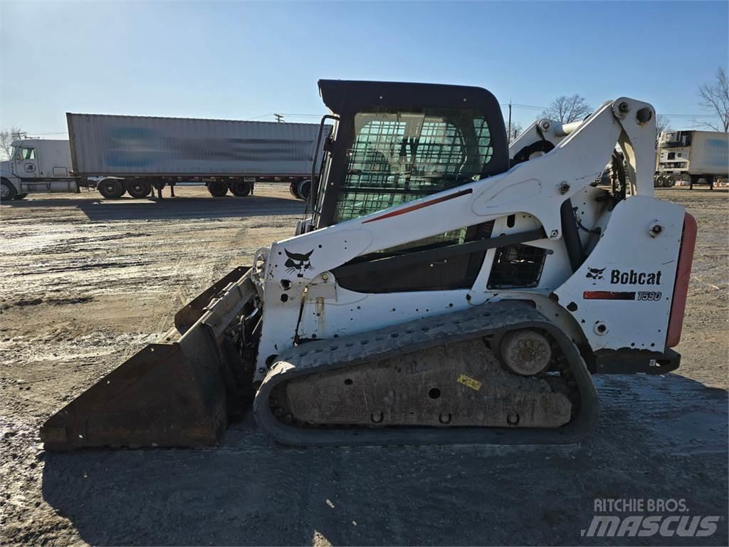 Bobcat T590 لوادر انزلاقية التوجيه