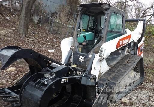 Bobcat T76 لوادر زحافة