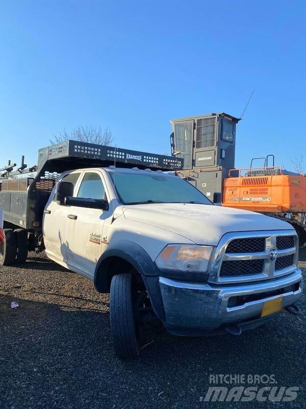 Dodge Ram 5500 شاحنات أخرى
