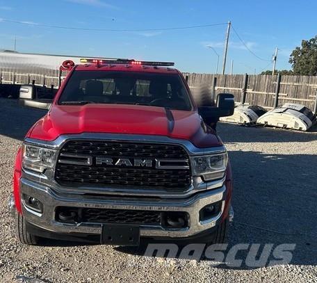 Dodge Ram 5500 شاحنات أخرى