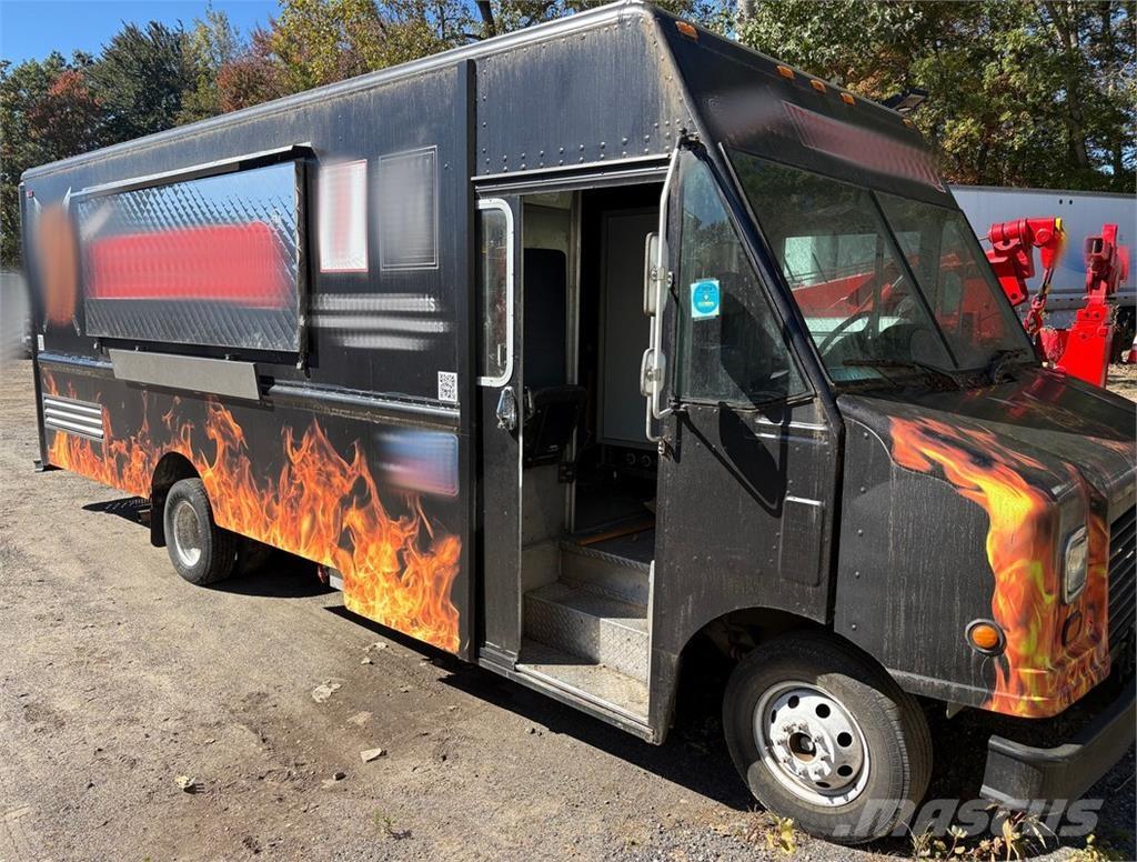 Ford E-350 شاحنات ذات هيكل صندوقي