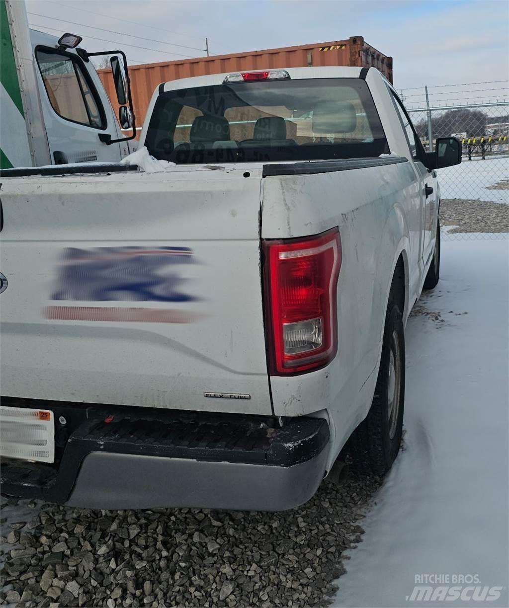 Ford F-150 شاحنات خفيفة/مفصلية الجوانب