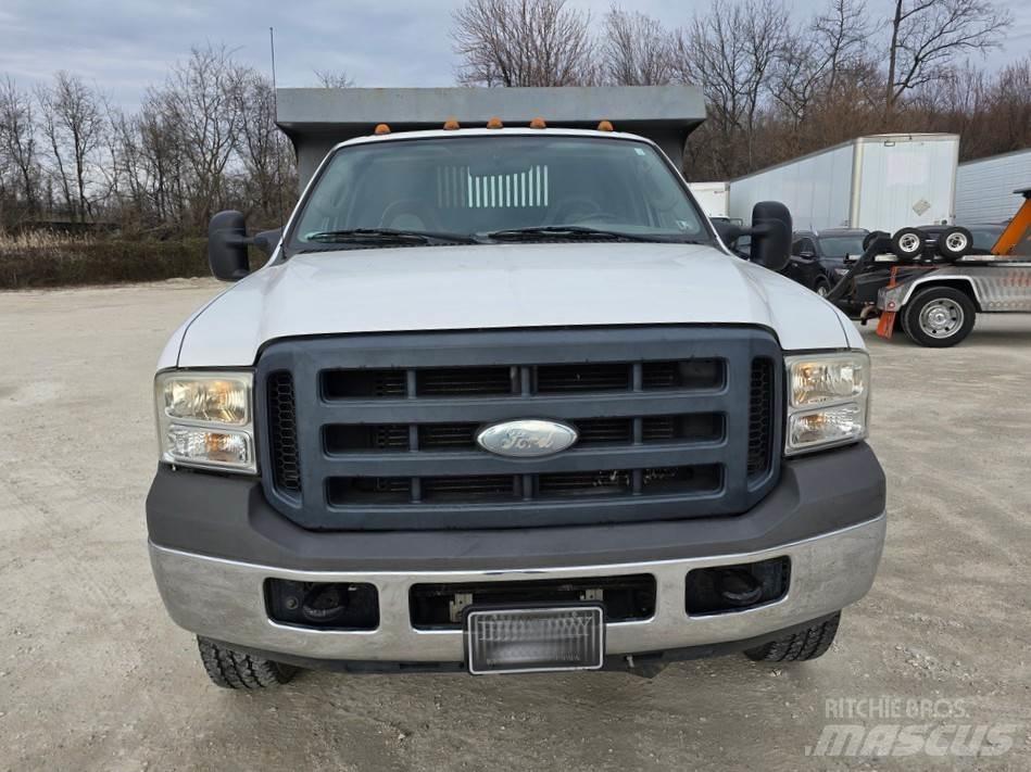 Ford F- 350 شاحنات قلابة