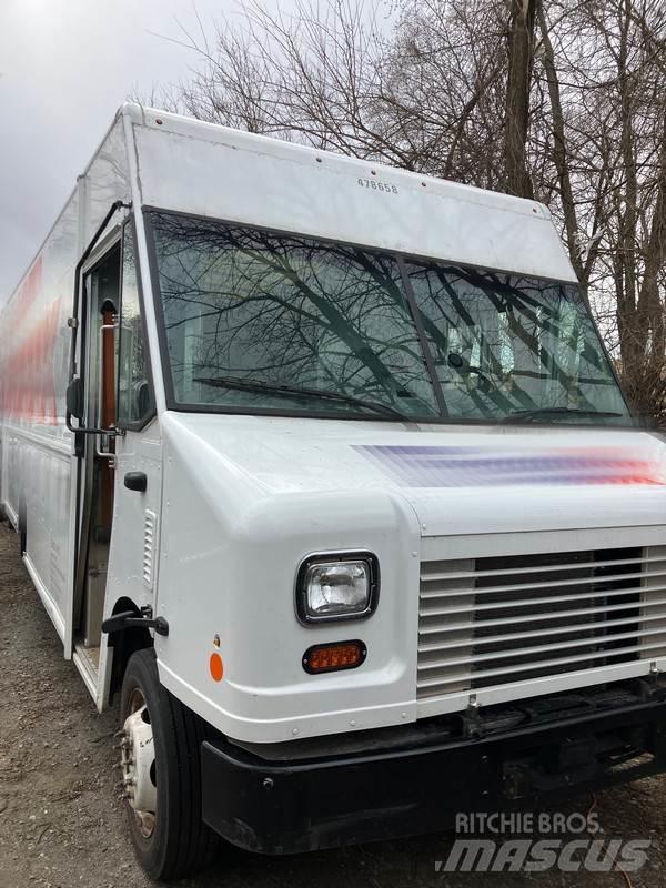 Ford F-59 شاحنات ذات هيكل صندوقي
