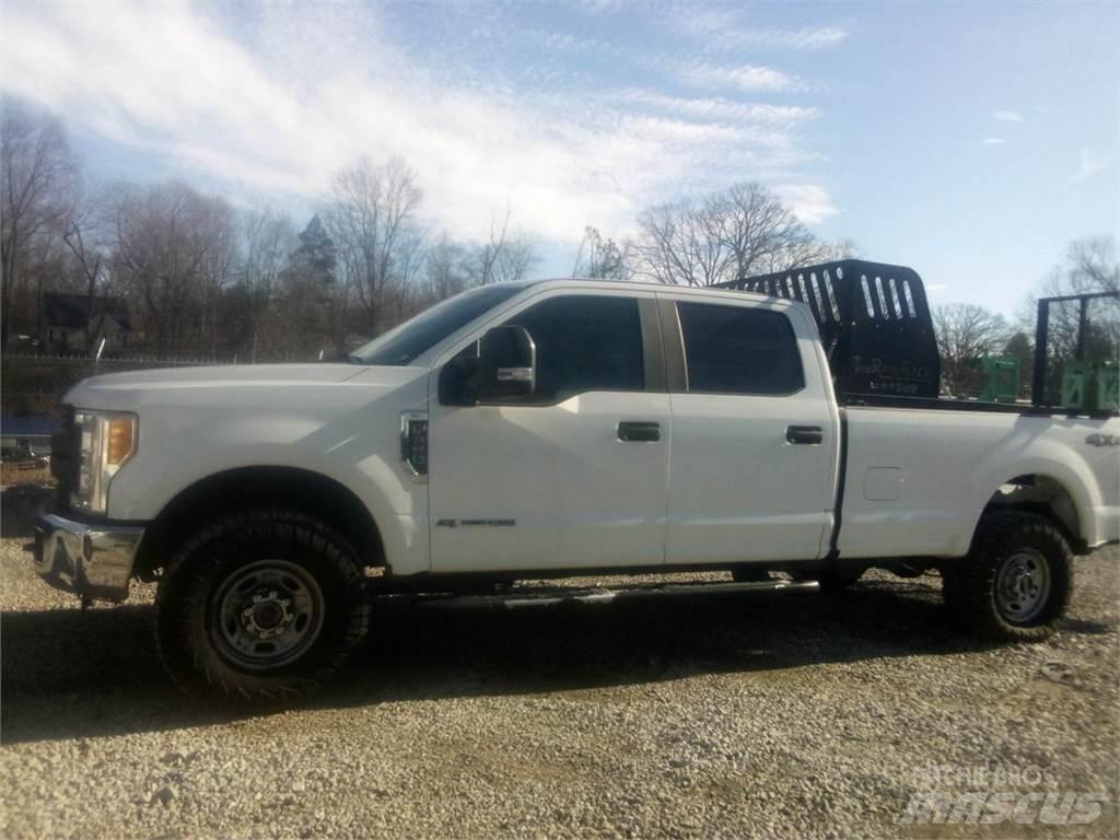 Ford F250 شاحنات خفيفة/مفصلية الجوانب