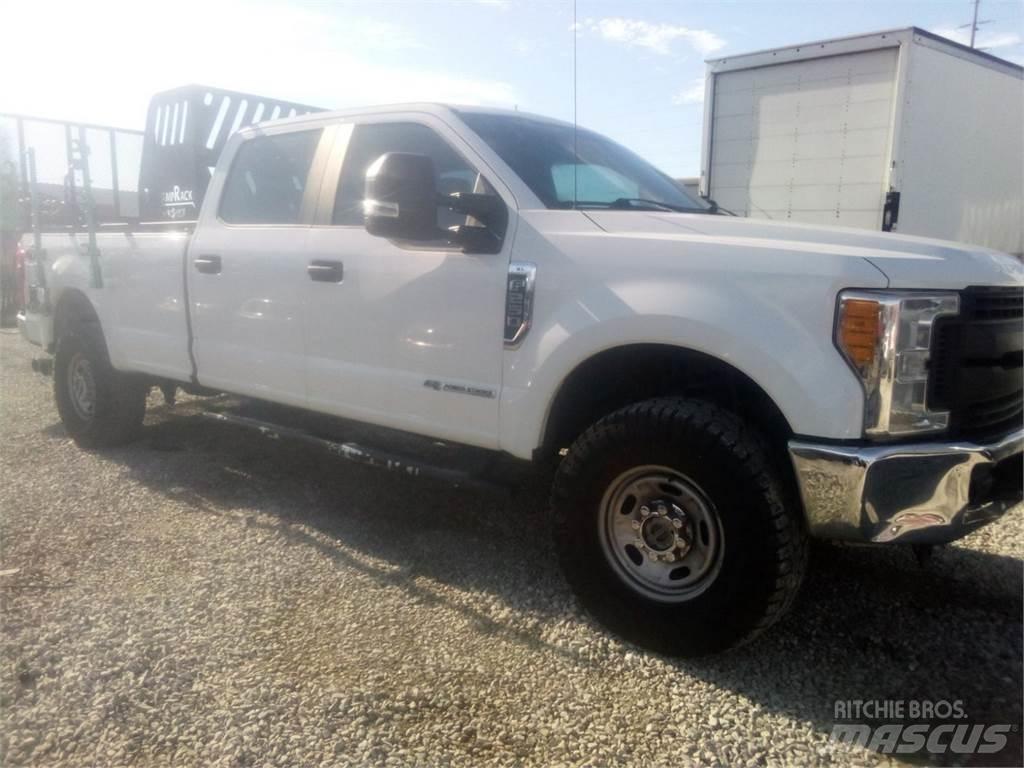 Ford F250 شاحنات خفيفة/مفصلية الجوانب