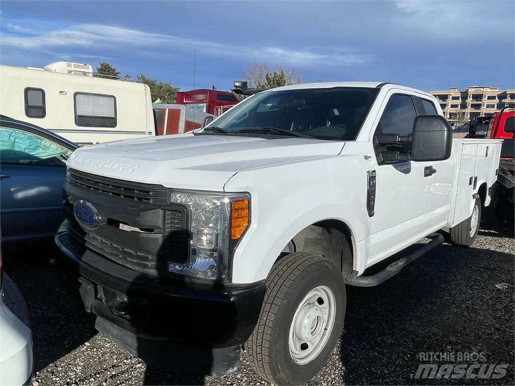 Ford F250 مركبات إصلاح الأعطال
