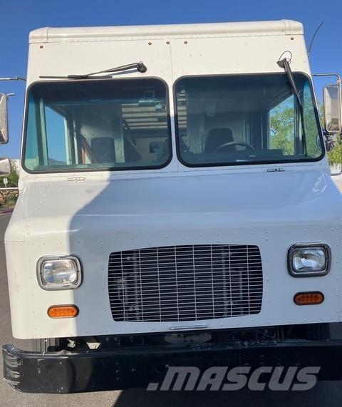 Ford P1000 F59 شاحنات ذات هيكل صندوقي