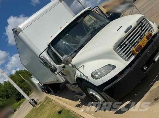 Freightliner M2 شاحنات ذات هيكل صندوقي