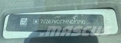 GMC Savana 4500 شاحنات ذات هيكل صندوقي