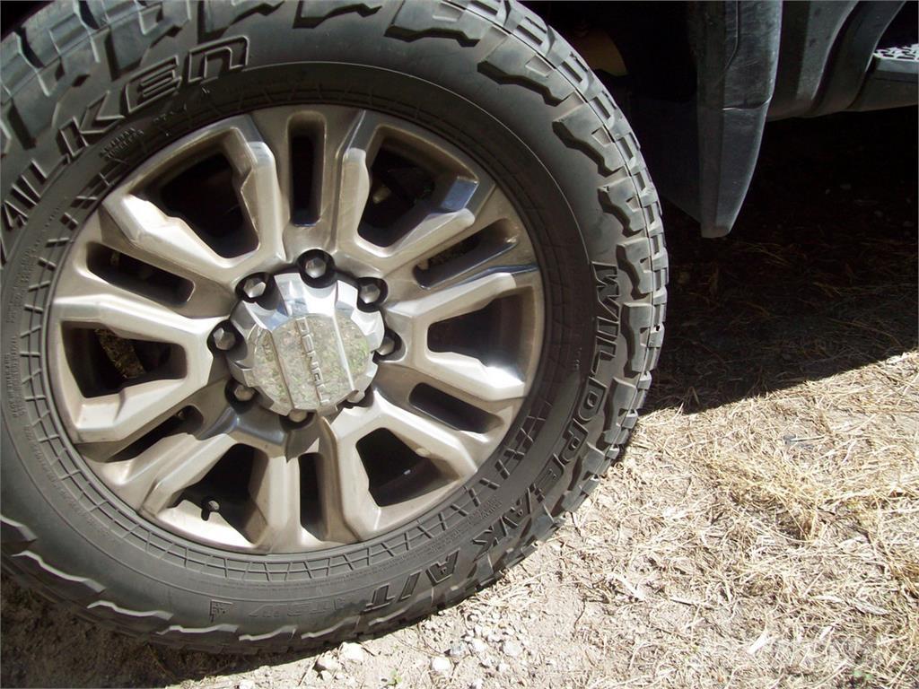 GMC Sierra 2500 شاحنات أخرى