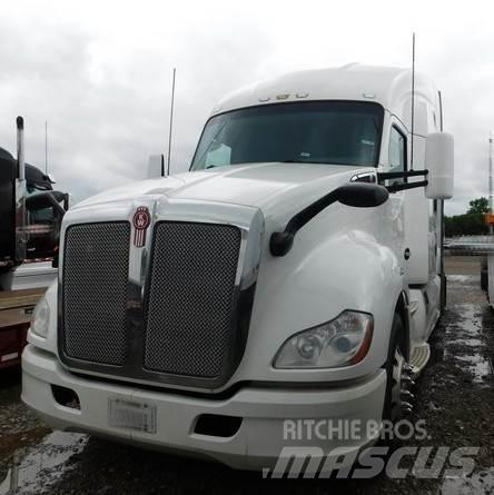 Kenworth T680 وحدات الجر
