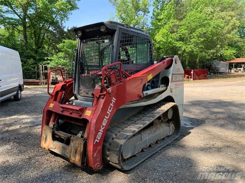 Takeuchi TL12R لوادر زحافة