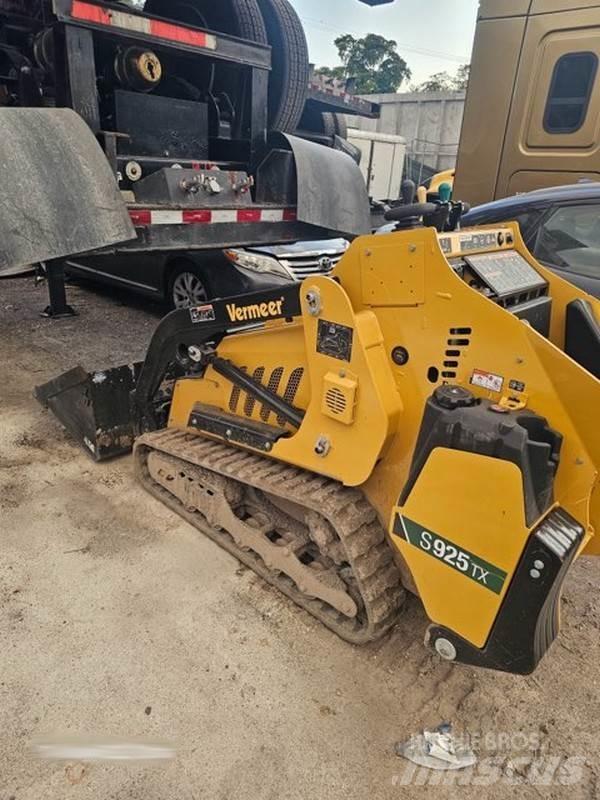 Vermeer S925TX لوادر انزلاقية التوجيه