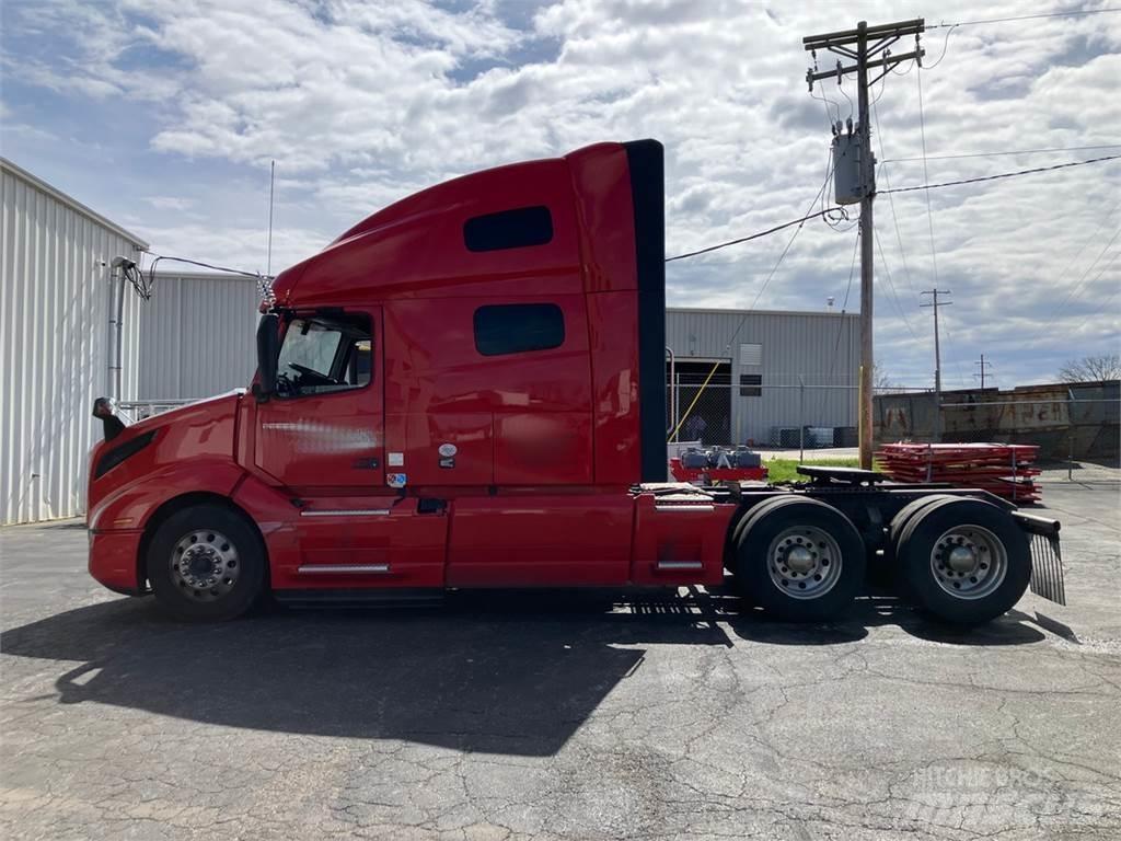 Volvo VNL 760 وحدات الجر