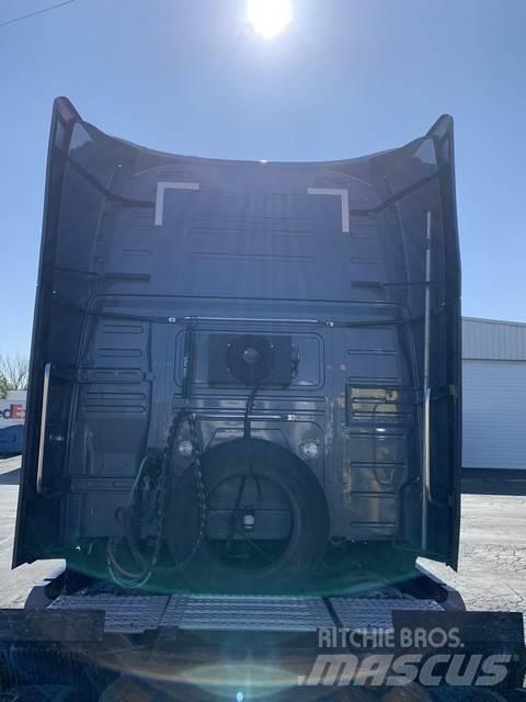 Volvo VNL 760 وحدات الجر