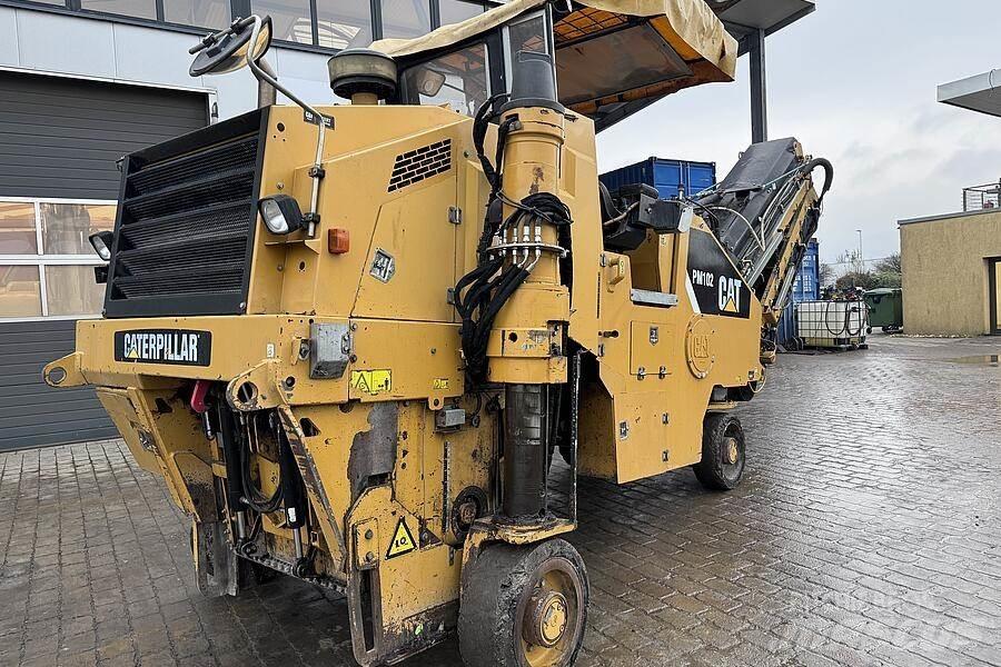 CAT PM 102 ماكينات الكشط البارد للأسفلت
