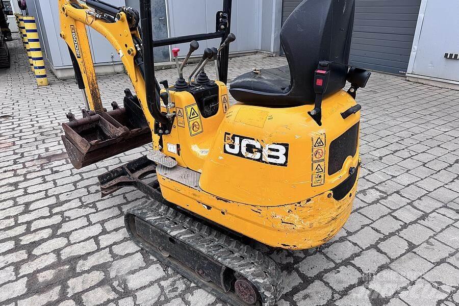 JCB 8008 CTS حفارات صغيرة أقل من 7 طن (حفارات صغيرة)