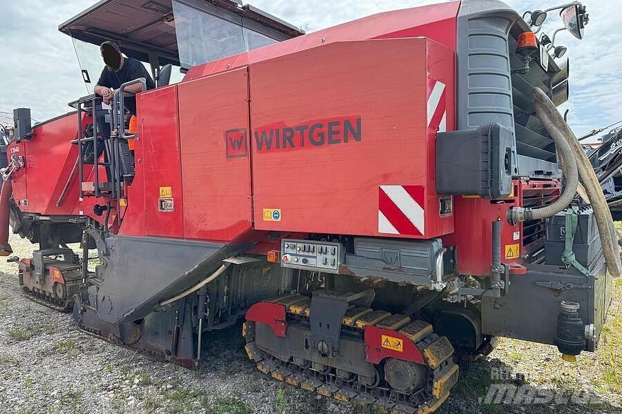 Wirtgen W 220 ماكينات الكشط البارد للأسفلت