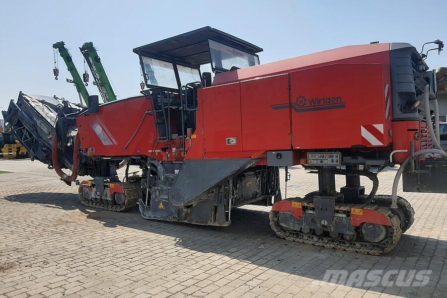 Wirtgen W 250 ماكينات الكشط البارد للأسفلت
