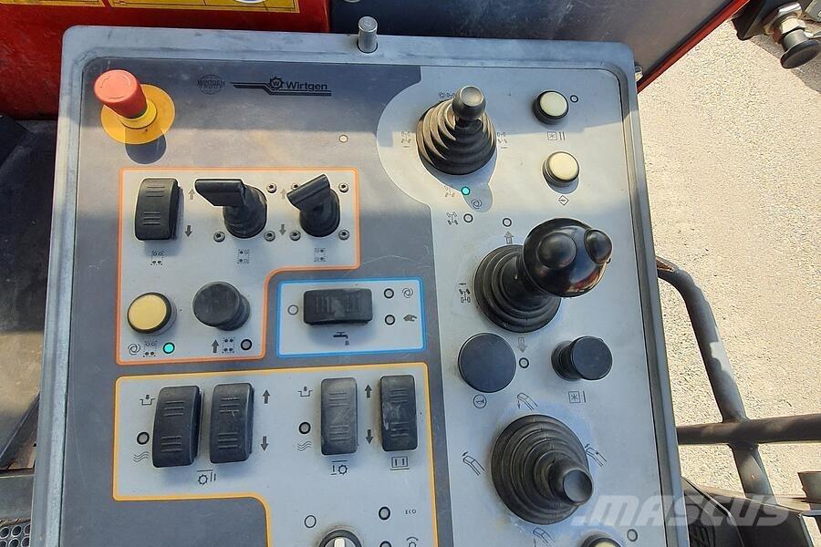 Wirtgen W 250 ماكينات الكشط البارد للأسفلت