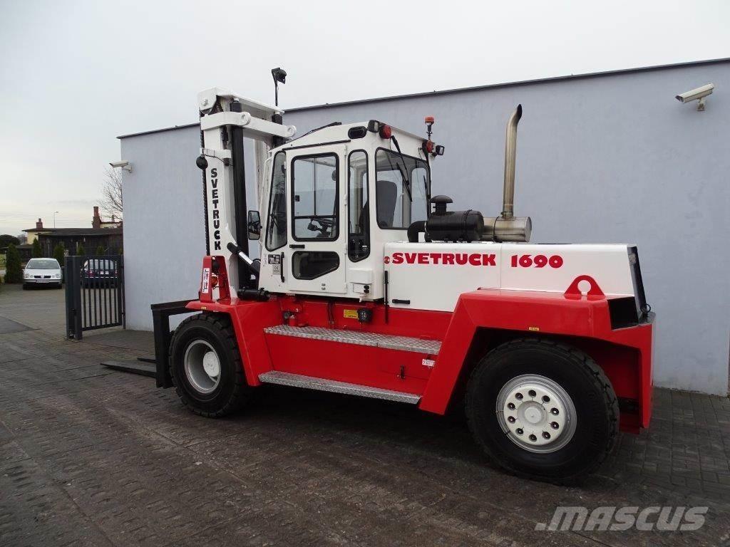 Svetruck 1690 شاحنات الديزل