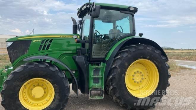 John Deere 6190 R الجرارات
