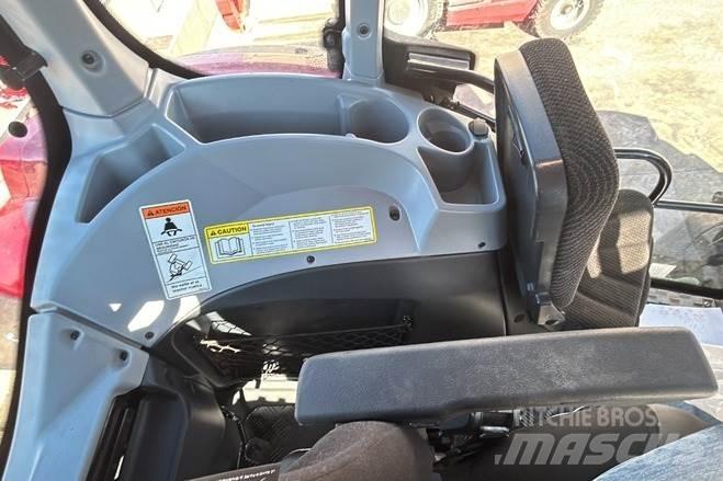 Valtra N135A الجرارات